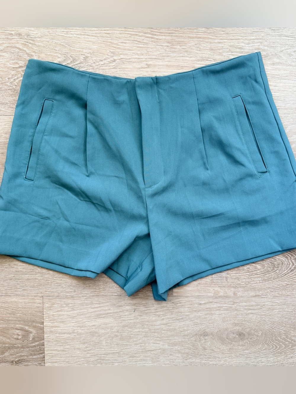 A New Day Teal/Blue Pleated Dressy Shorts, Size 14